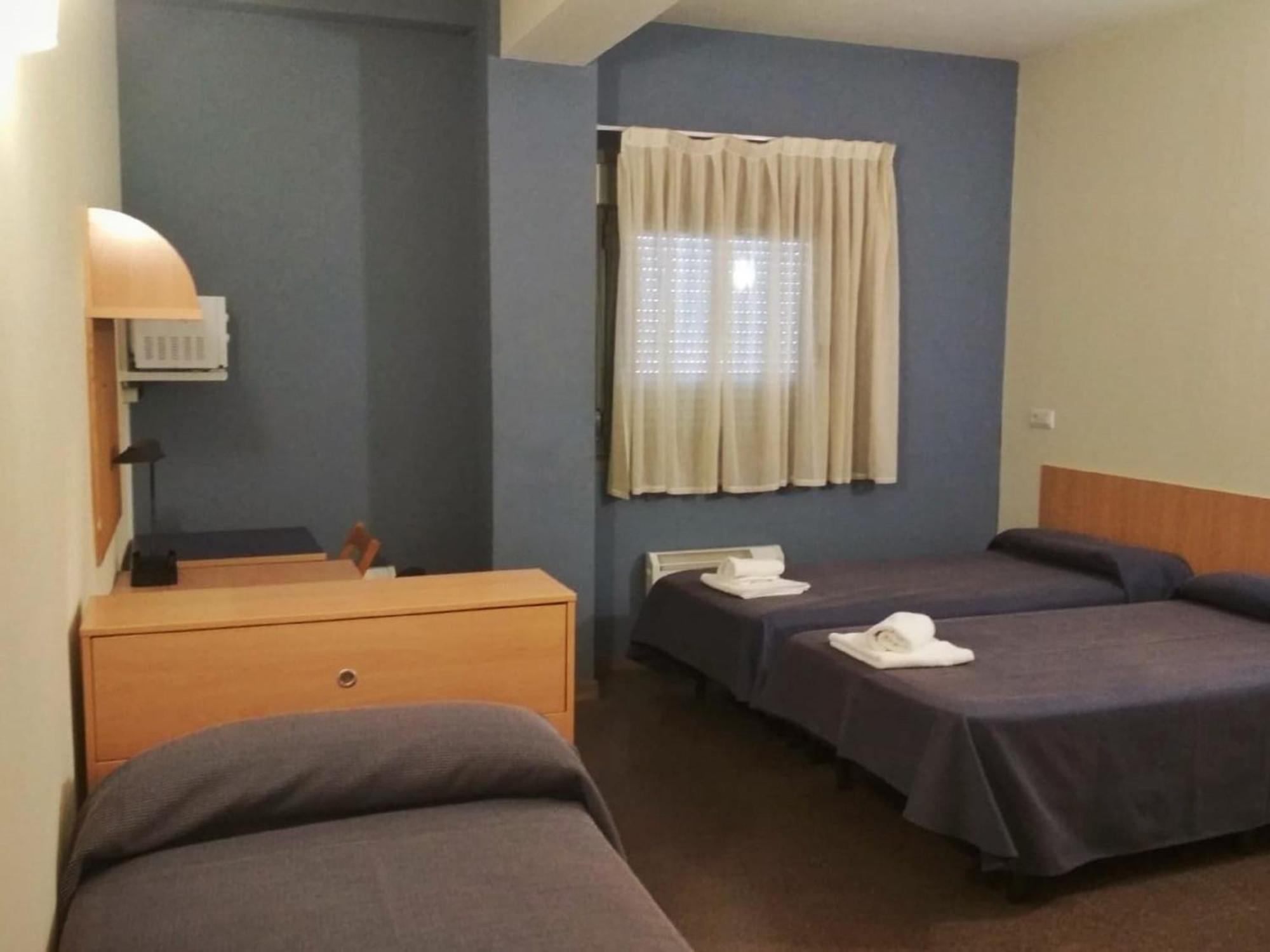Residencia Universitaria Resa As Burgas Ourense Kamer foto